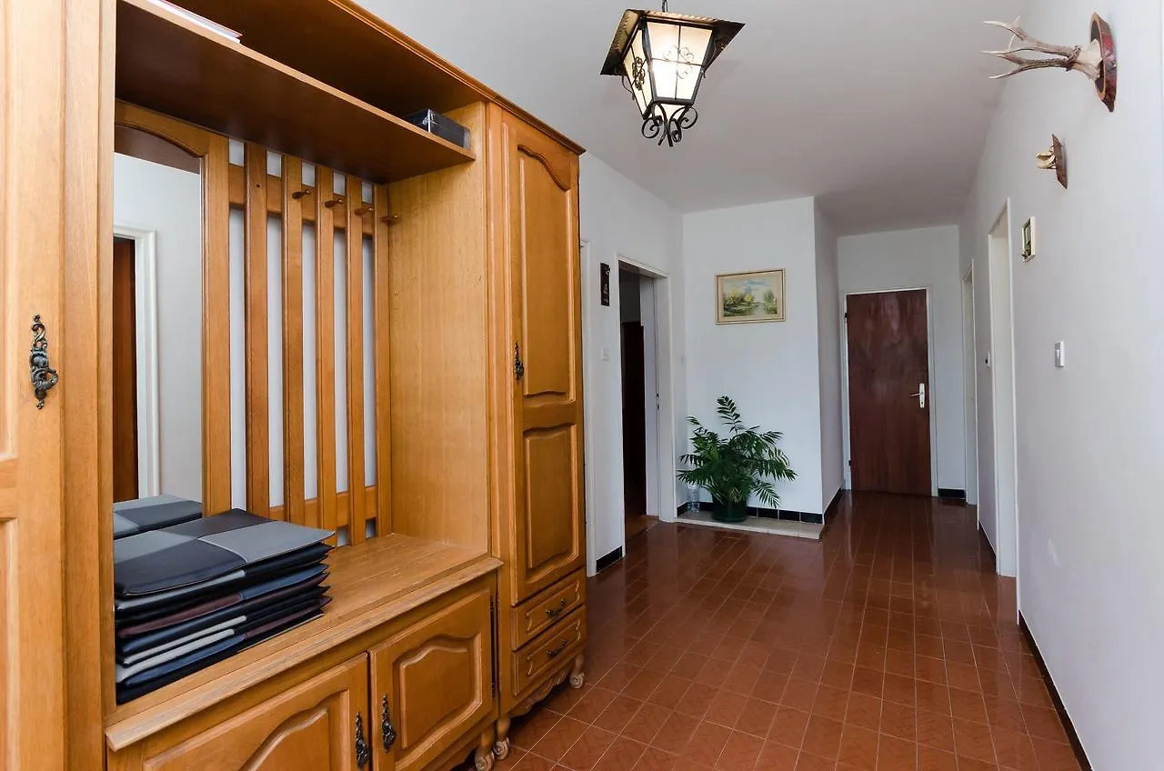 Apartments Biserka Barbat na Rabu 0*,  Croatia