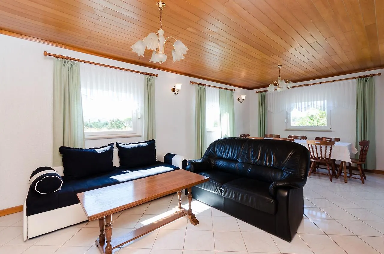 Apartments Biserka Barbat na Rabu