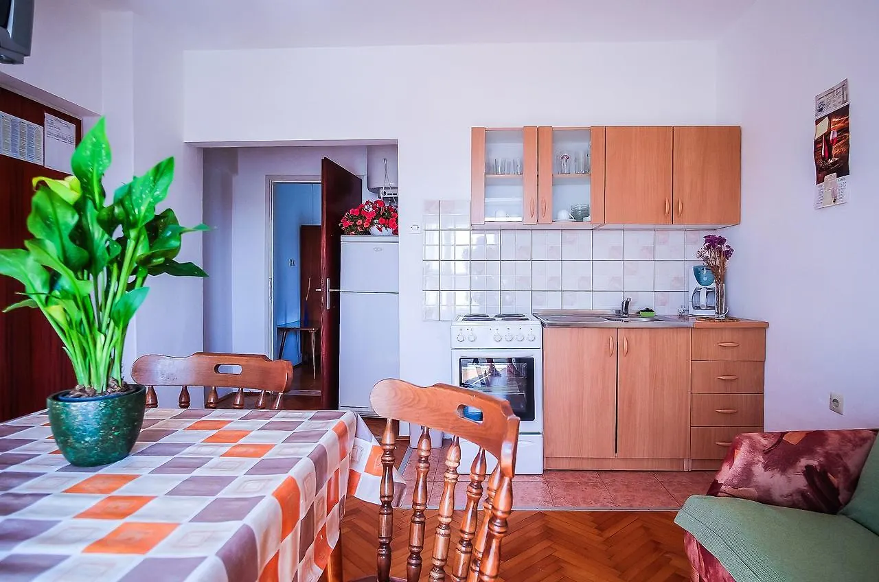 Apartments Biserka Barbat na Rabu 0*,  Croatia