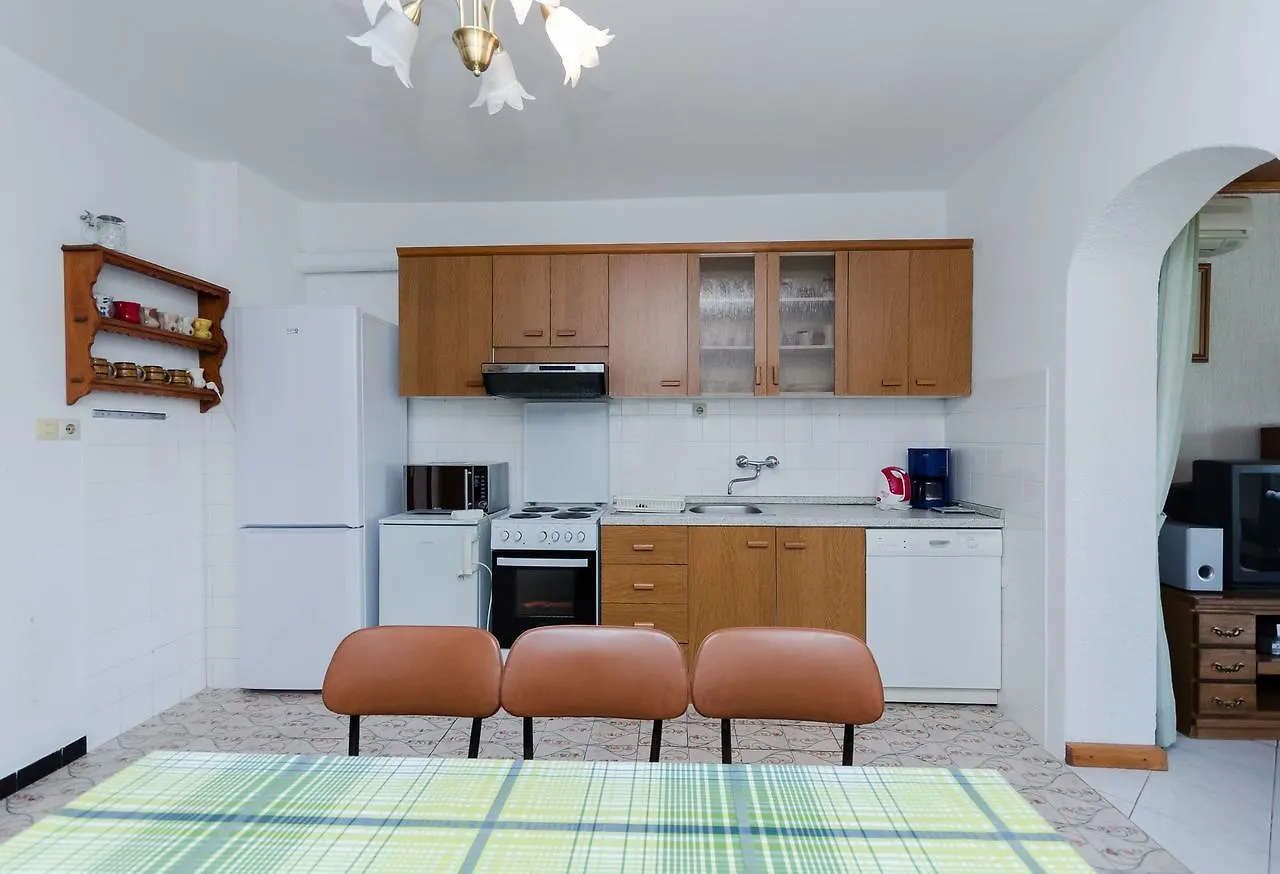 Apartments Biserka Barbat na Rabu